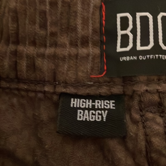 High rise Baggy Cargos - Picture 3 of 5
